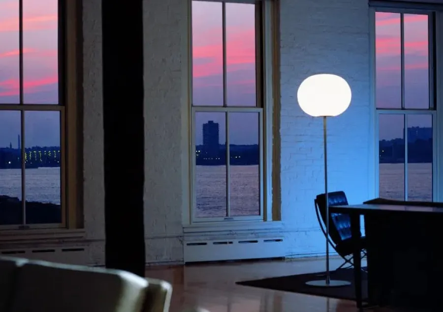 Glo-Ball F, Silver Gulvlampe fra<Flos