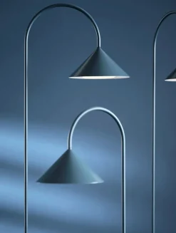 Grasp Portable Lampe, H47 fra<Frandsen Sale