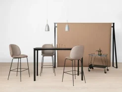 Gräshoppa pendel fra<GUBI Best