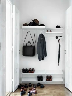 Hallway K fra<String Furniture Hot