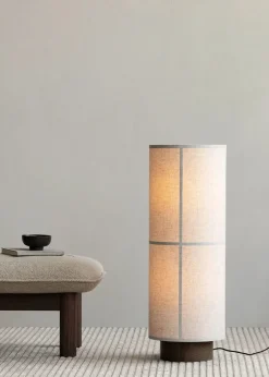 Hashira Floor Lamp Raw fra<Audo Copenhagen Outlet