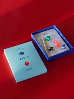 Play Yatzy fra<HAY Discount