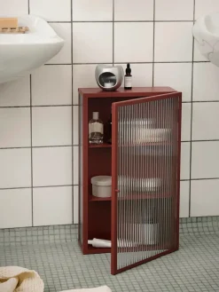 Haze Wall Cabinet, oxide red fra<Ferm Living New