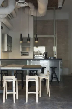 High Chair K65 fra<Artek