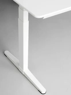 HiLow3 skrivebord fra<Montana Discount