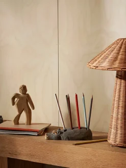Hippo Pencil Holder fra<Ferm Living Online