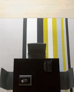 Horizon Grey Natural Tæppe fra<Woodnotes Outlet