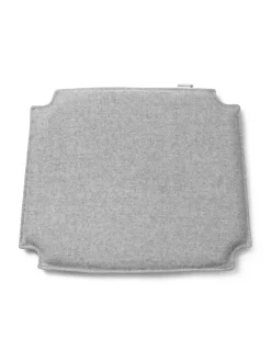 Hynde i stof til Y-stol CH24 fra<Carl Hansen & Søn Clearance