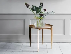 Ikebana Vase, messing af Jaime Hayon<Fritz Hansen Best