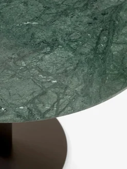 In Between Bord SK11 fra<&Tradition Outlet