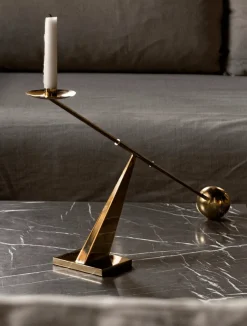 Interconnect Candle Holder, brass fra<Audo Copenhagen Outlet