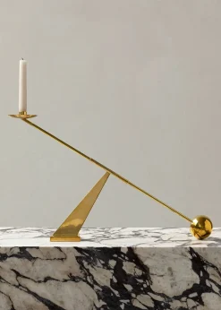 Interconnect Candle Holder, brass fra<Audo Copenhagen Outlet