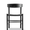 J39 Folkestolen, sortlakeret eg af Børge Mogensen<Fredericia Furniture Online