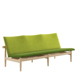 Japan 3 pers. sofa, eg klar olie af Finn Juhl<House of Finn Juhl Hot