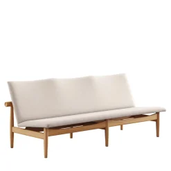 Japan 3 pers. sofa, eg olie af Finn Juhl<House of Finn Juhl Sale