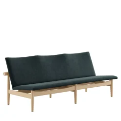 Japan 3 pers. sofa, eg olie af Finn Juhl<House of Finn Juhl Sale