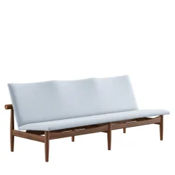 Japan 3 pers. sofa, valnød af Finn Juhl<House of Finn Juhl Discount