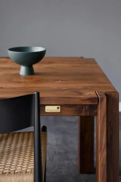 Jeppe Utzon Spisebord fra<DK3 Outlet