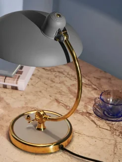 Kaiser Idell 6631-T Luxus Bordlampe, easy grey fra<Fritz Hansen Discount