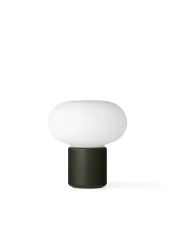 Karl-Johan portable bordlampe, Cold Black fra<New Works