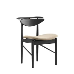 Karmstolen, ask klar olie af Finn Juhl<House of Finn Juhl Sale