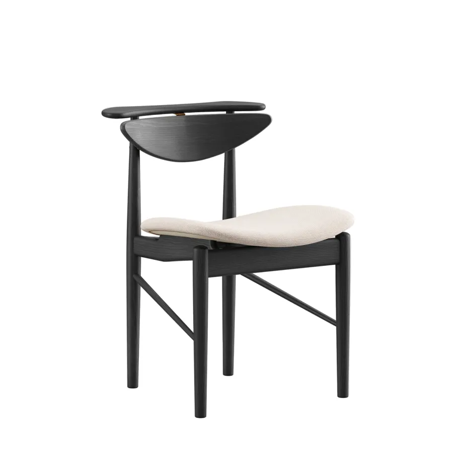 Karmstolen, eg olie af Finn Juhl<House of Finn Juhl Sale