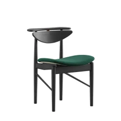 Karmstolen, eg olie af Finn Juhl<House of Finn Juhl Sale