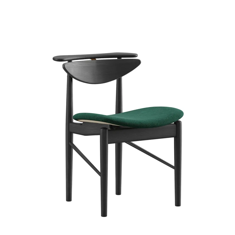 Karmstolen, eg olie af Finn Juhl<House of Finn Juhl Sale