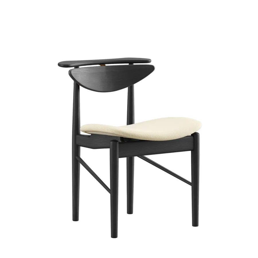 Karmstolen, eg olie af Finn Juhl<House of Finn Juhl Sale