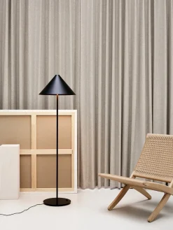 Keglen Gulvlampe fra<Louis Poulsen Clearance