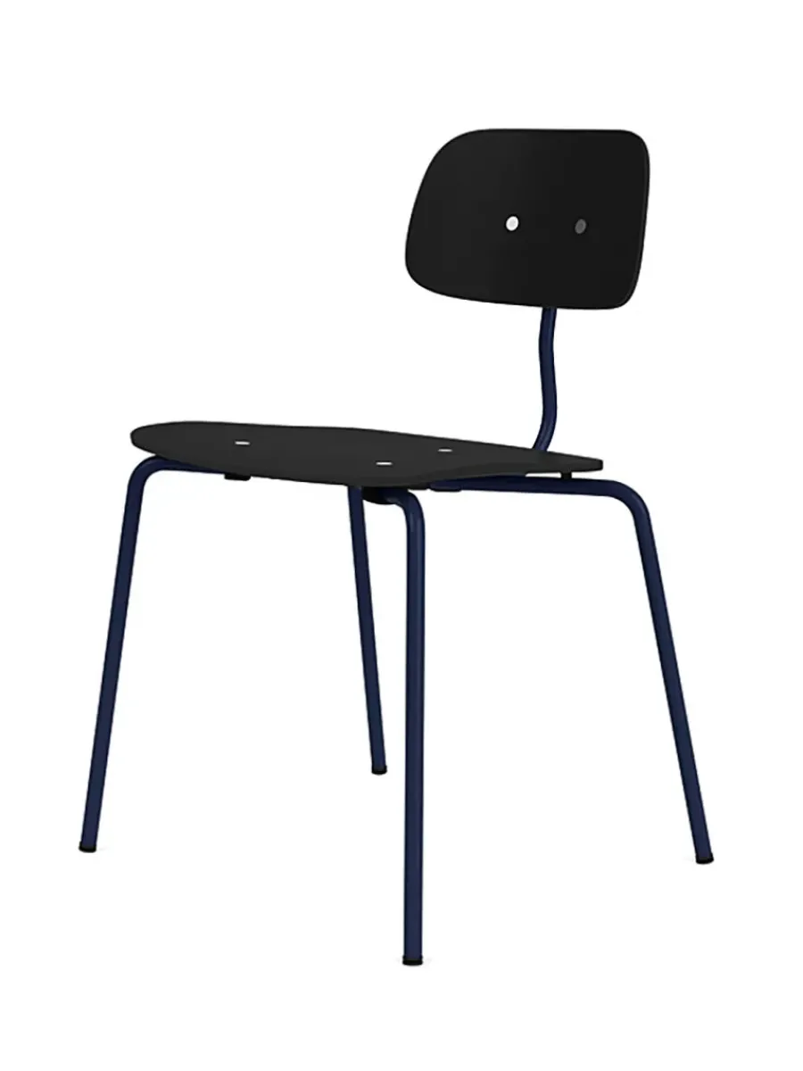 Kevi 2060 stol i sort lak fra<Montana Online