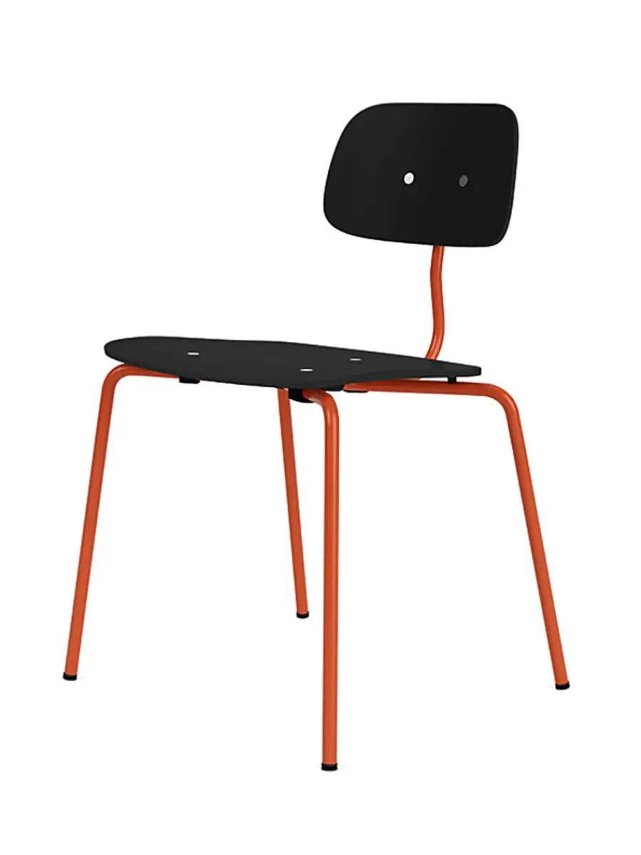 Kevi 2060 stol i sort lak fra<Montana Online