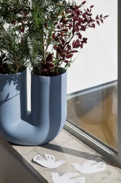 Kink Vase, deep red fra<Muuto Sale