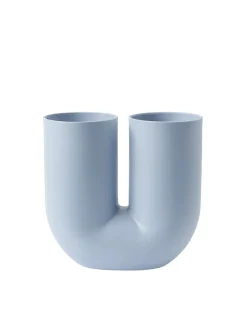 Kink Vase, light green fra<Muuto New