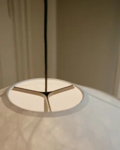 Kite Pendant Lamp, Ø65 cm fra<New Works New