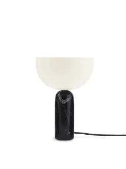 Kizu Bordlampe Small, Black Marble fra<New Works Outlet