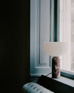 Kizu Bordlampe Small, White Marble fra<New Works Discount