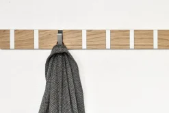 KNAX knagerække med fire knager fra<LoCa Sale