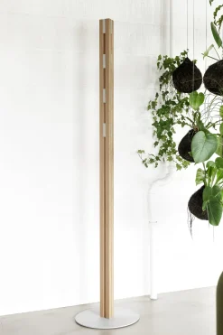 KNAX stumtjener fra<LoCa Discount