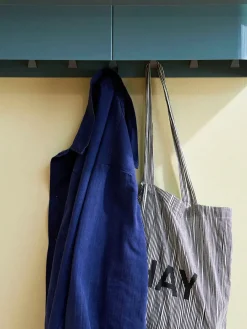 Korpus Shelf, large fra<HAY Online