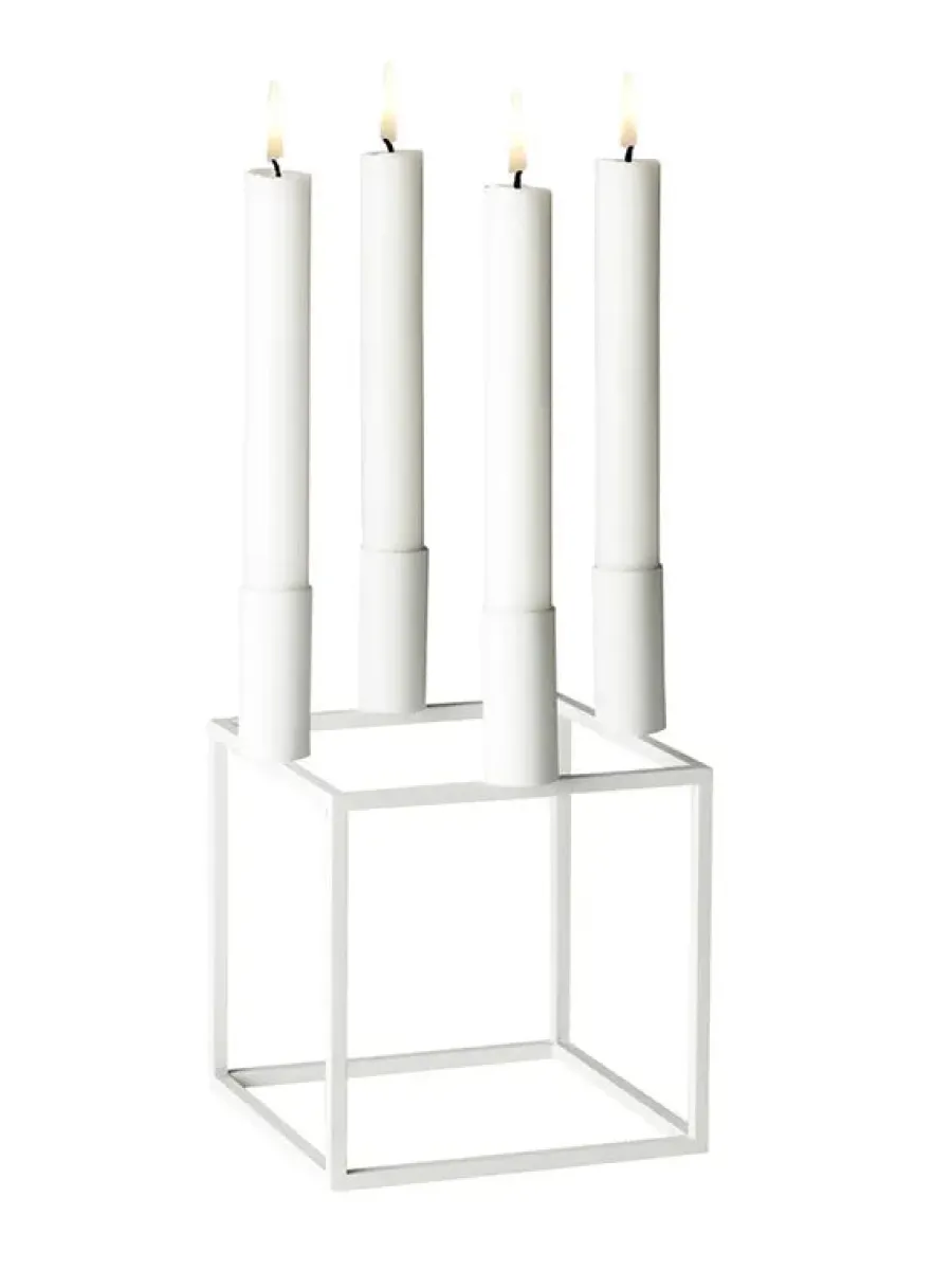 Kubus 4 Lysestage, bruneret kobber fra<Audo Copenhagen Discount