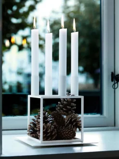 Kubus 4 Lysestage, zink fra<Audo Copenhagen Outlet