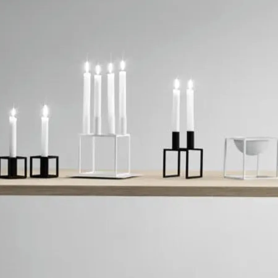 Kubus 4 Lysestage, zink fra<Audo Copenhagen Outlet