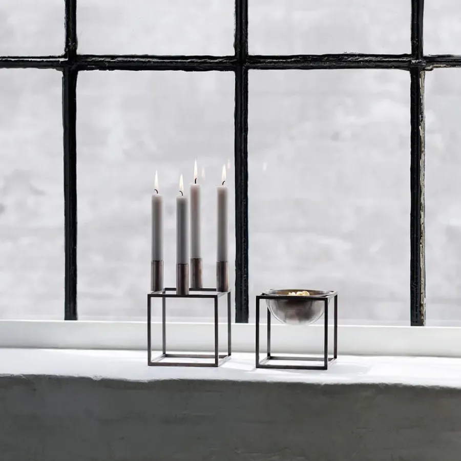Kubus 4 Lysestage, zink fra<Audo Copenhagen Outlet