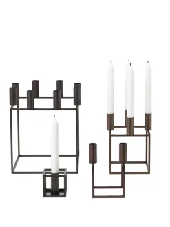 Kubus 4 Lysestage, zink fra<Audo Copenhagen Outlet