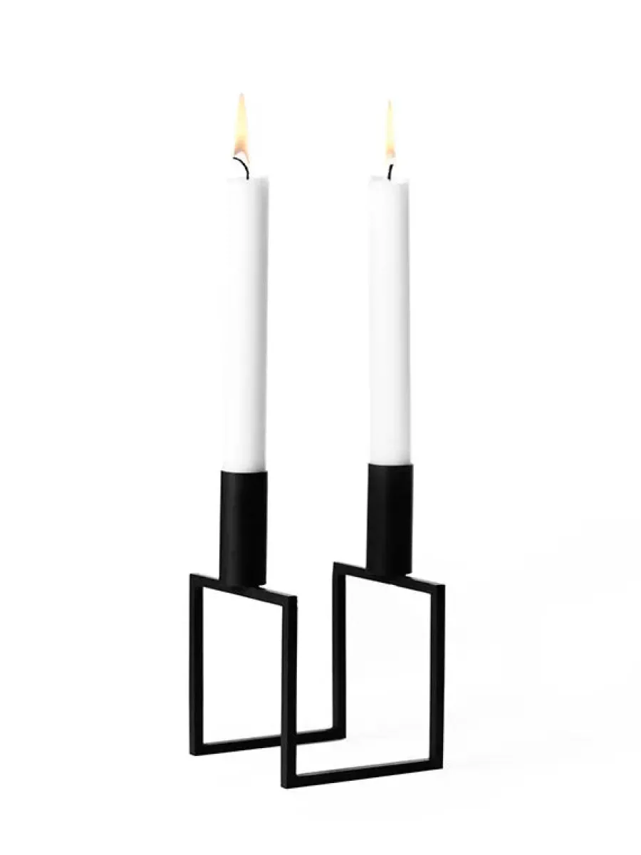 Kubus Line hvid lysestage fra<Audo Copenhagen Discount