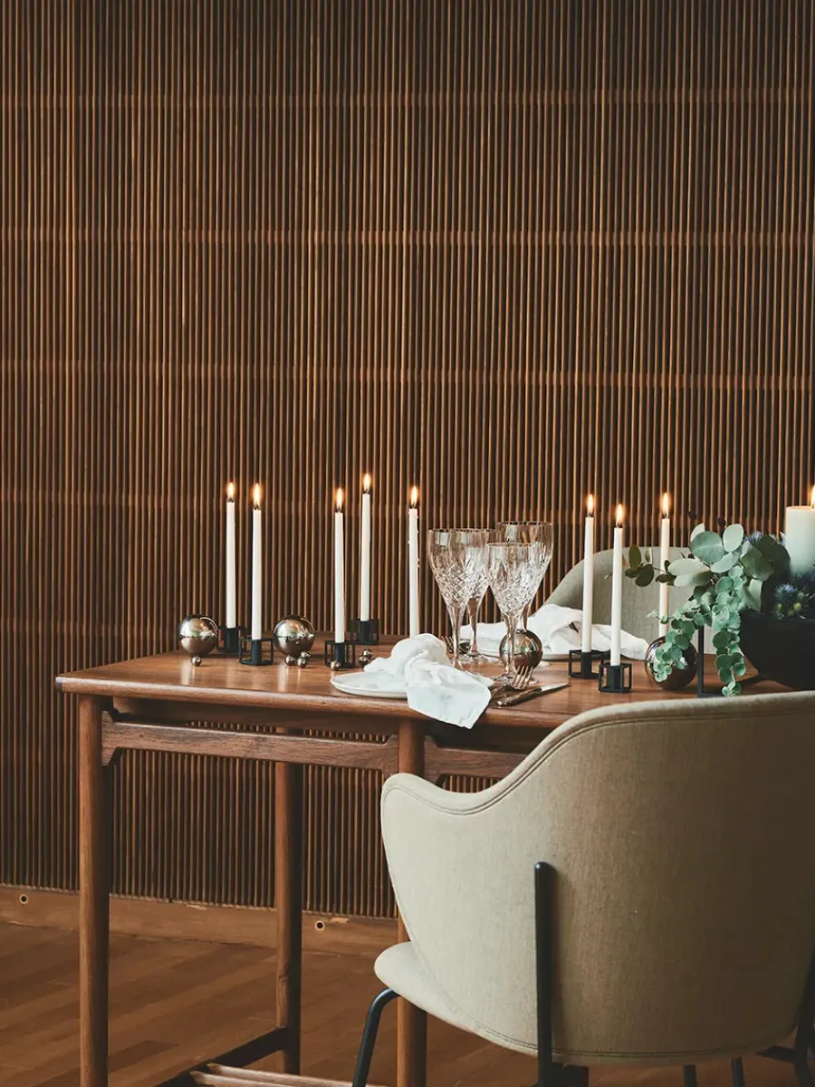 Kubus Micro lysestager, guldbelagt fra<Audo Copenhagen