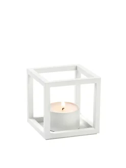 Kubus T Lysestage, hvid fra<Audo Copenhagen Online