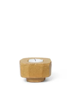 Kurinu Candle Holder fra<Ferm Living New