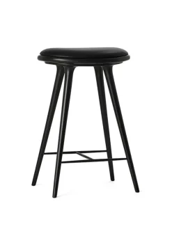 Lav barstol i mørkbejdset eg fra<Mater Clearance